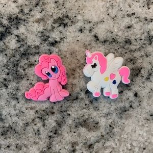 2 Unicorn Croc Charms!🦄